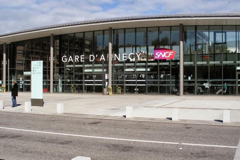 The Duplex Annecy Tgv; Vielle Ville Exterior photo